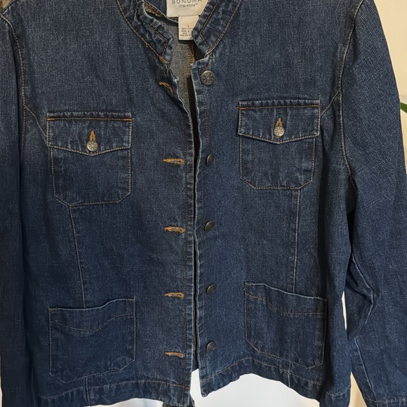 BLUE JEAN JACKET! - Picture 5 of 6